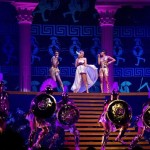 Η Kylie σε ένα φαντασμαγορικό show εμπνευσμένο από την ελληνκή μυθολογία