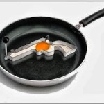 Σας κολλάνε τα αυγά στο τηγάνι; Δείτε τι μπορείτε να κάνετε!