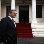 «Να φύγεις το βράδυ της Κυριακής» ζητούν Μητσοτακικοί και Καραμανλικοί από τον Α.Σαμαρά