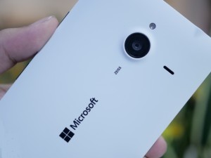 1438686869_microsoft-lumia-840.jpg