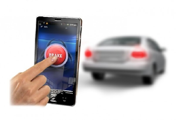Car_hacking_concept