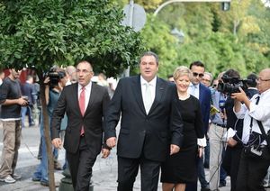kammenoskammenos.jpg