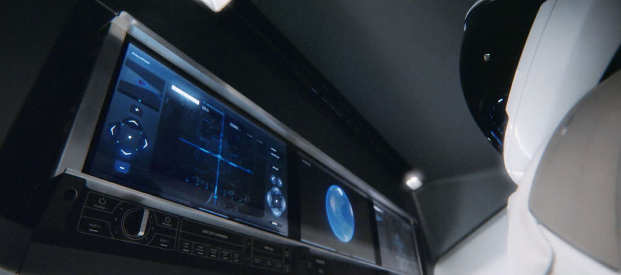 spacex crew dragon interior02