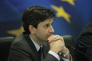 xouliarakis.jpg