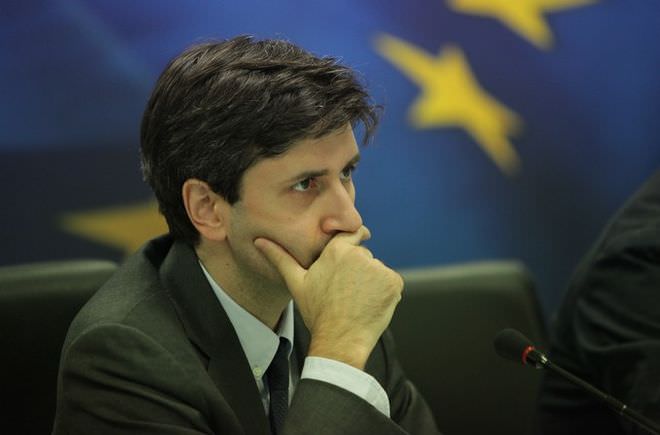 xouliarakis