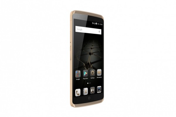 zte-axon-phone-international-version-600x400.jpg