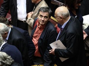 tsakalotos.jpg