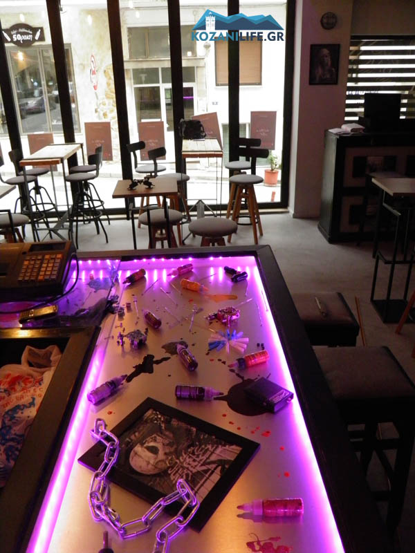 OLYMPUS DIGITAL CAMERA