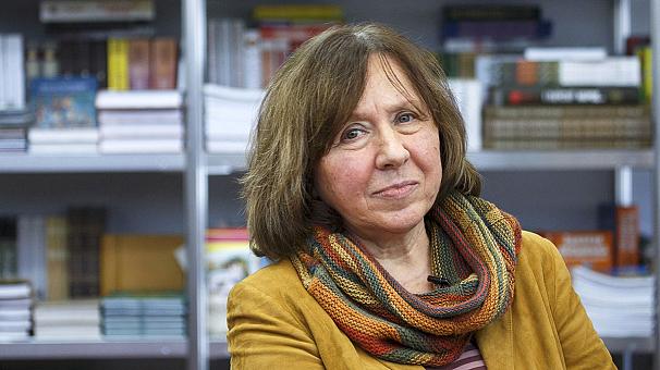 Στην δημοσιογράφο Σβετλάνα Αλεξίεβιτς από τη Λευκορωσία το Νόμπελ Λογοτεχνίας