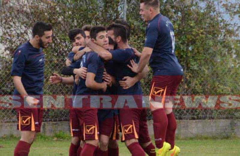 841896f78e48b6ad5be602415c0f36bb_XL