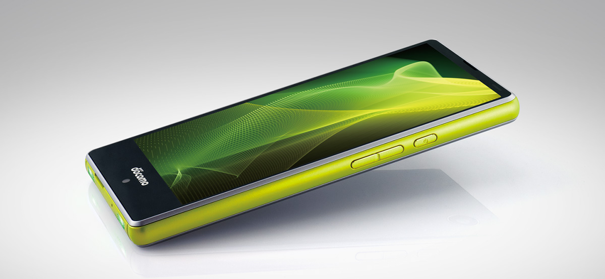 sharp_aquos_compact_sh02h_1