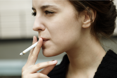 woman-smoking.png