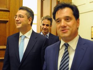 TzitziAdonisMitsotakis231115sk.jpg