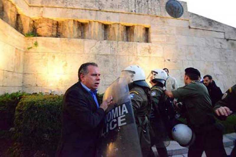 53725dc11bcbdc3072b2c1e6f01617c0_XL