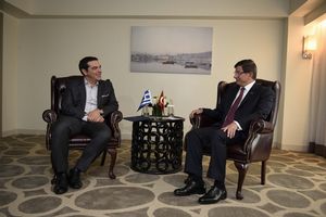 tsipras-davoutoglou.jpg