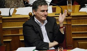 tsakalotos11.jpg