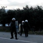 Δεν απείλησε τους «κατοίκους της Κω» ο άνδρας των ΜΑΤ αλλά συγκεκριμένο τουρκοπράκτορα