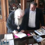 Προγραμματική σύμβαση για την Αντικατάστασης Στέγης του Αγίου Ιωάννη Θεολόγου υπέγραψαν ο δήμαρχος και ο Μητροπολίτης Καστοριάς