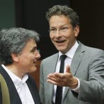 EWG: Συμφωνία για την εκταμίευση αλλά το μπαλάκι στο Eurogroup για το χρέος!