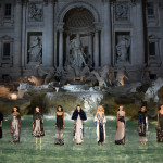 Τα μοντέλα του Fendi περπάτησαν (κυριολεκτικά) πάνω στην Fontana di Trevi