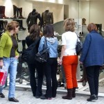 Καστοριά: Ανοιχτά τα καταστήματα σήμερα Κυριακή