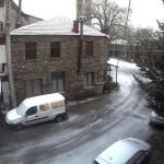 Χιονίζει στην Ιεροπηγή, στην Κλεισούρα αλλά και στην Καστοριά