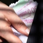 Καστοριά: 29χρονη αφαίρεσε από 85χρονο 400 ευρώ