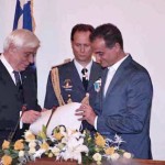 Καστοριά: Απονομή του Χρυσού Θυρεού στον Πρόεδρο της Δημοκρατίας