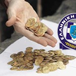 6.600 Ευρώ και 83 χρυσές λίρες άρπαξαν άγνωστοι από ηλικιωμένη στο Άργος Ορεστικό