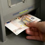 Capital controls: Ανάληψη 1.800 ευρώ μία φορά το μήνα