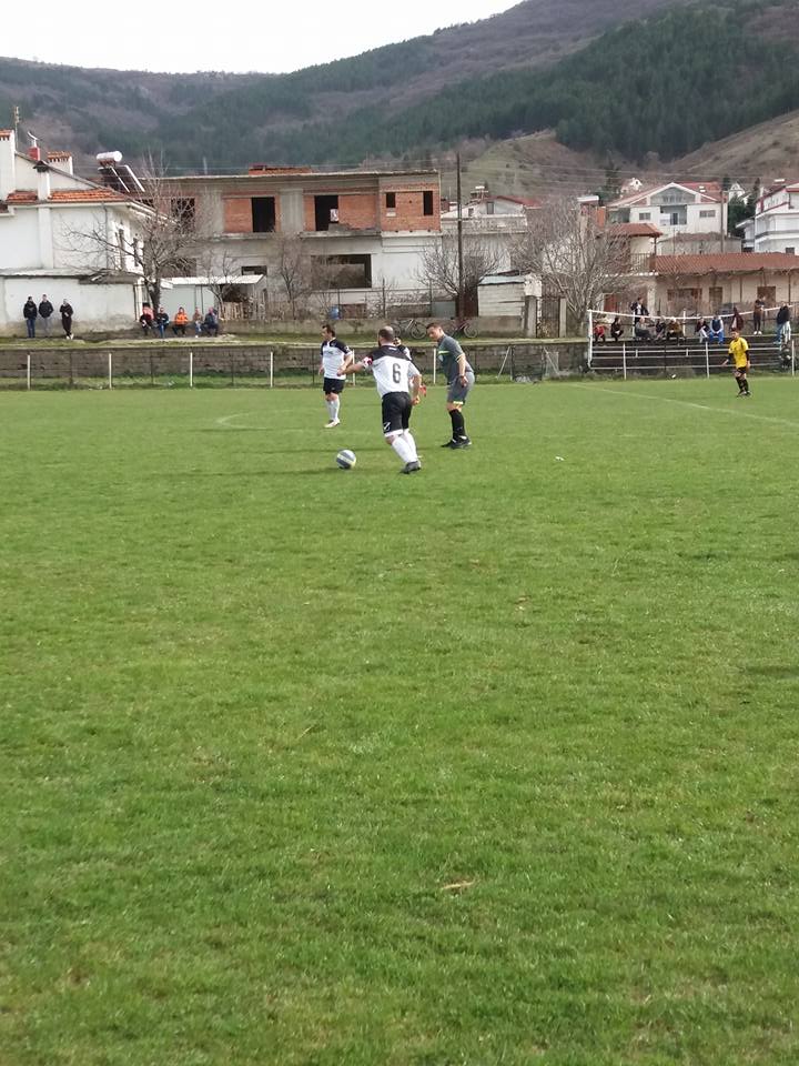 29261750_579083505760595_9183861868194693120_n