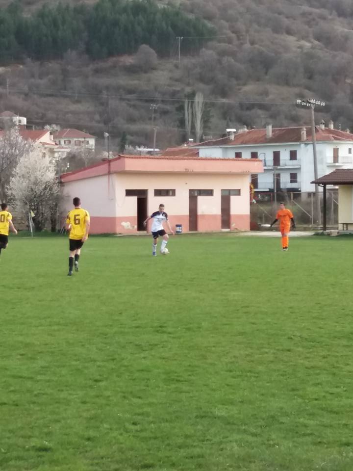 29313171_579083665760579_5385098925654933504_n