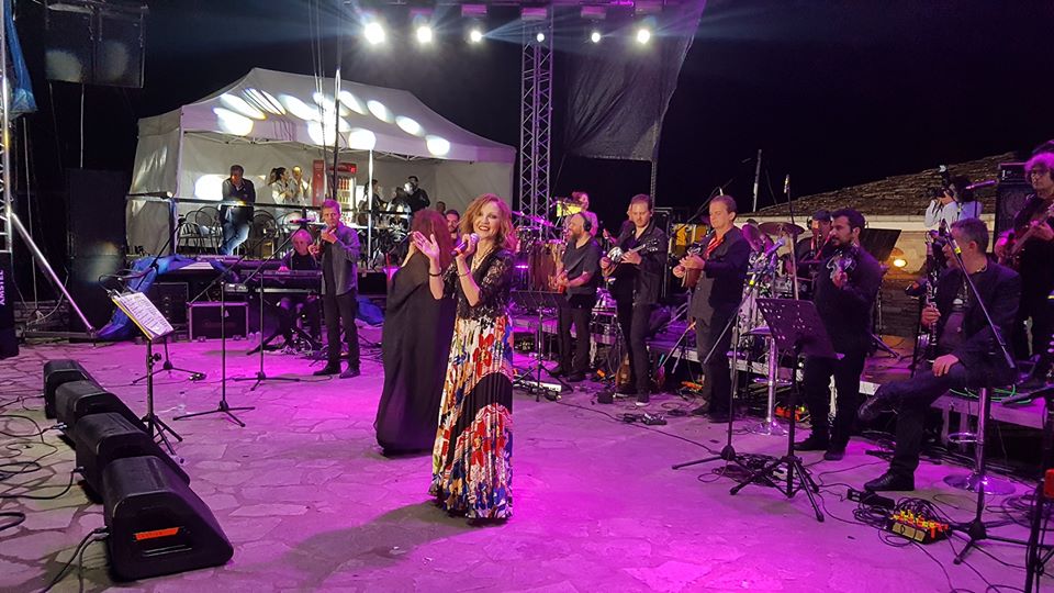 38446238_426779857814747_6042150444300500992_n