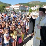 Αγιασμός σε σχολεία της Καστοριάς από τον Μητροπολίτη