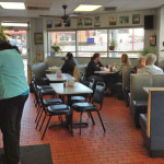 Αμερική: Παρά τις φήμες, δεν κλείνει το εστιατόριο του Καστοριανού απόδημου Αλέξη Βασιλείου