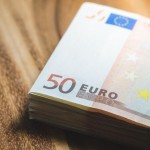 Επιχορήγηση έως και 800 ευρώ το μήνα σε επιχειρήσεις που προσλαμβάνουν πτυχιούχους