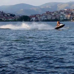 Καστοριά: Καταγγελία για παράνομη κίνηση ταχύπλοων σκαφών στη λίμνη