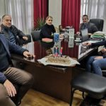 Δημαρχείο Καστοριάς – Έκπληξη με τούρτα για τα 41α γενέθλια του…