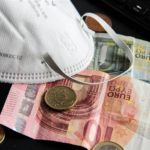 Επίδομα 800 ευρώ: Σε τρεις φάσεις πληρωμή – Ποιοι τα παίρνουν πριν το Πάσχα [vid]