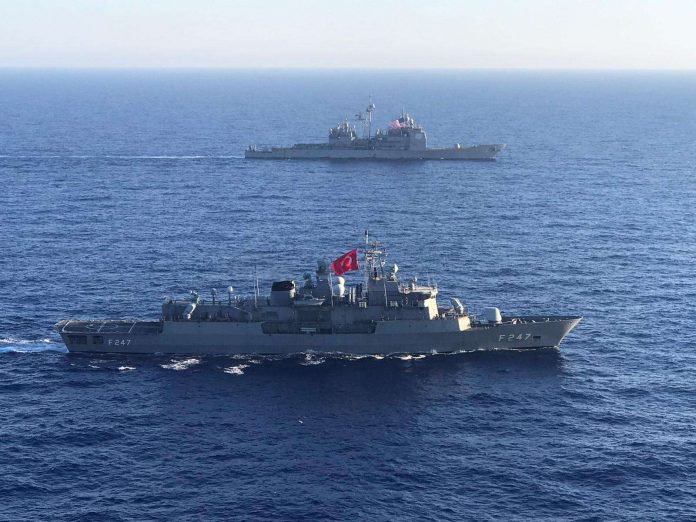 turkish_navy_usa_EeFkvvOWsAAYeOH-696x522