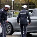Πυροβολισμοί και τραυματίες στη Βιέννη – Αναφορές για επίθεση σε συναγωγή