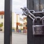 Δημοτικά σχολεία: Κλειστά για 2 βδομάδες – Τηλεκπαίδευση σε απογευματινό ωράριο