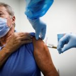Εμβόλιο κορονοϊός: 6 στους 10 νοσηλευτές δεν θέλουν να το κάνουν – Στο 50% οι γιατροί