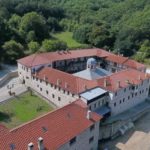 ΕΡΤ – Φωτεινά μονοπάτια: «Μοναστήρια στις Πρέσπες και την Καστοριά»