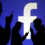 Facebook: Έκλεισαν εκατοντάδες λογαριασμούς που διέδιδαν «fake news» για τα εμβόλια του κορωνοϊού