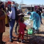 Ενημέρωση για τον εμβολιασμό στον καταυλισμό Ρομά από Δομές του Δήμου Καστοριάς και έλεγχοι rapid test από Κινητές Ομάδες Υγείας