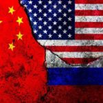 Σε ρότα «Ψυχρού Πολέμου» οι ΗΠΑ, βάλλουν κατά της Ρωσίας, στοχεύουν και την Κίνα