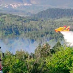 Καστοριά – Πυρκαγιά στον Πολυάνεμο – Επιχειρεί και καναντέρ – Video – Photos