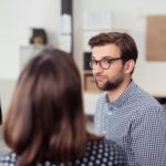 Εμβόλιο ή απόλυση: Τι ισχύει στον ιδιωτικό τομέα – Οι κυρώσεις για τους δημοσίους υπαλλήλους