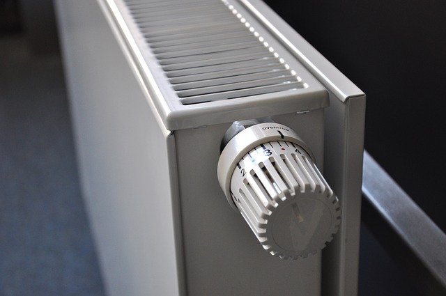 radiator-g80242caff_640